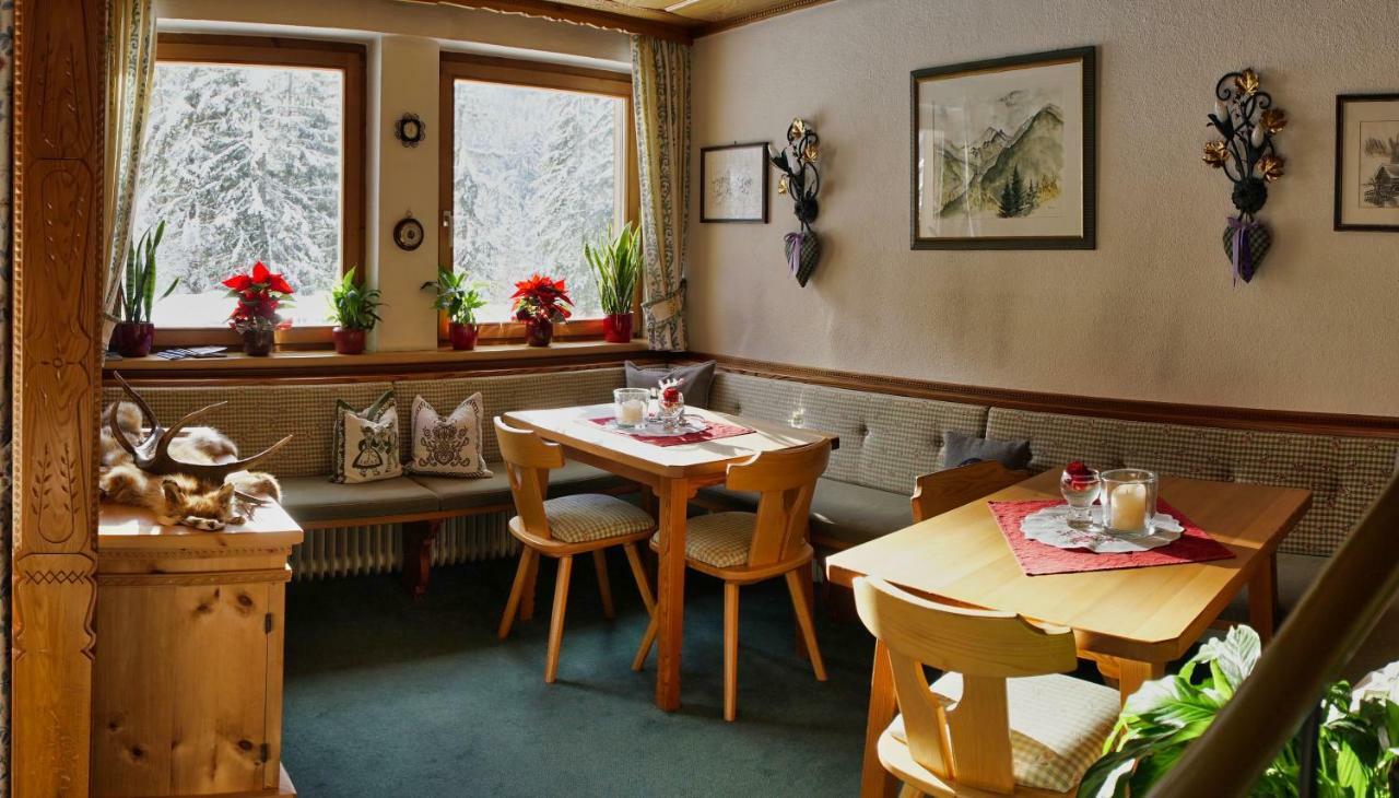 Haus Vasul Hotel St Anton am Arlberg Eksteriør billede